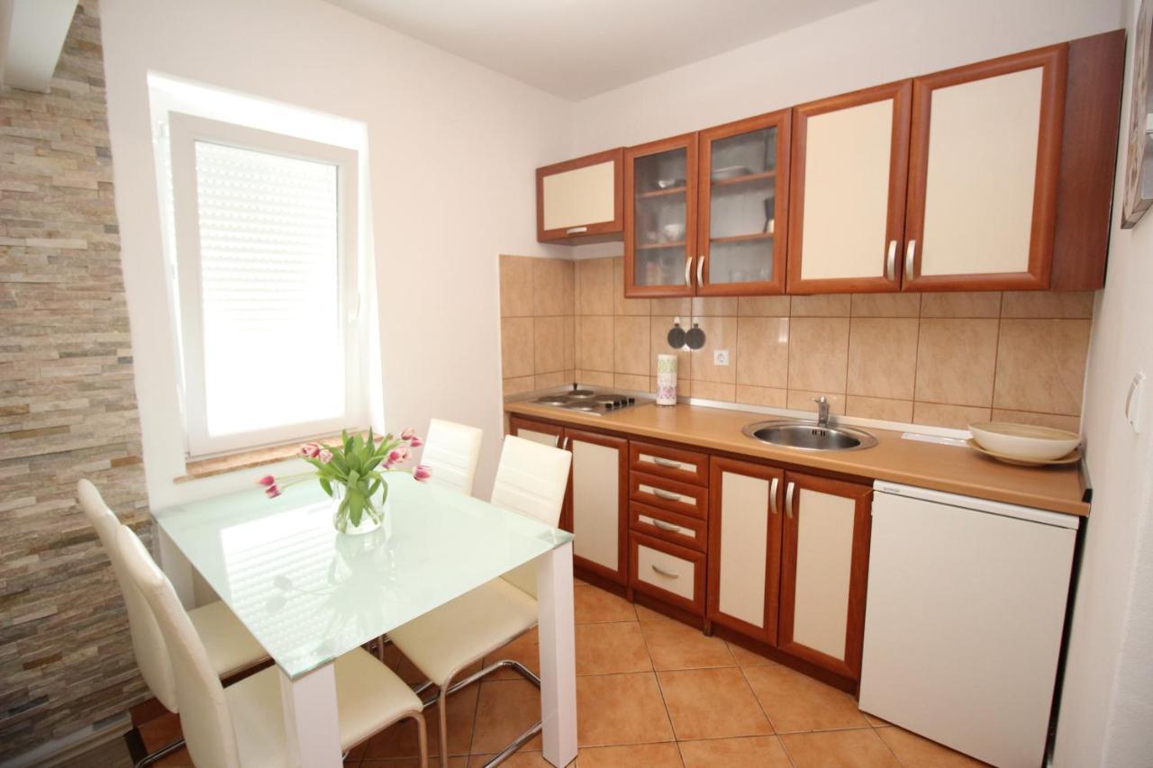 Apartments Vesna Punat Exterior foto