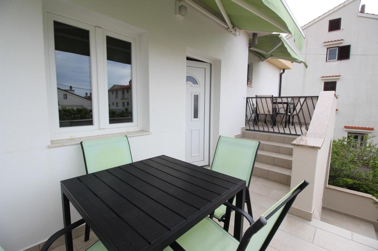 Apartments Vesna Punat Exterior foto